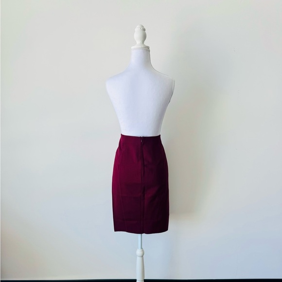 Ann Taylor Maroon Stretch Pencil Skirt 💜 - Picture 7 of 8